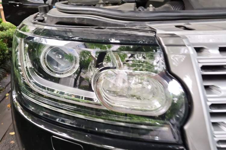 Used Land Rover Range 2017 3.0 SC V6 Vogue Right Front Headlight