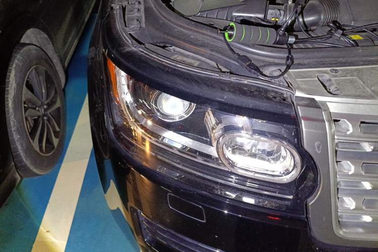 Used Land Rover Range  Right Front Headlight
