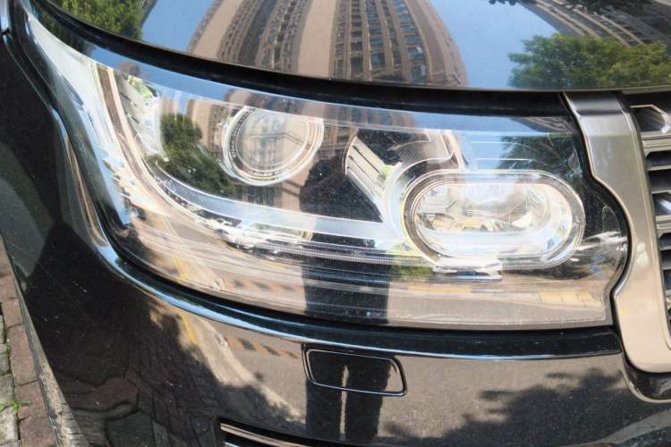 Used Land Rover Range 2017 3.0 SC V6 Vogue Right Front Headlight