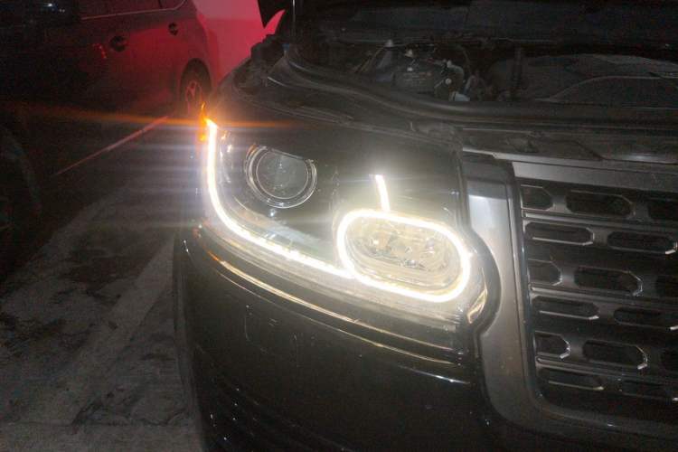 Used Land Rover Range 2017 3.0 SC V6 Grand Edition Right Front Headlight