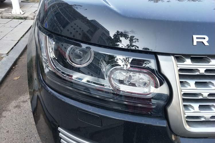 Used Land Rover Range 2017 3.0 SC V6 Vogue Right Front Headlight