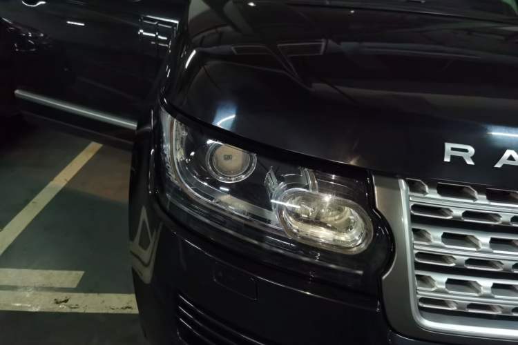 Used Land Rover Range 2017 3.0 SC V6 Vogue Right Front Headlight