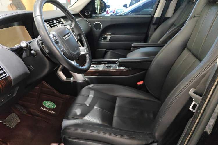 Used Land Rover Range 2017 3.0 SC V6 Vogue Right Front Seat