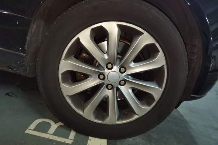 Used Land Rover Range 2017 3.0 SC V6 Vogue Right Front Wheel Hub