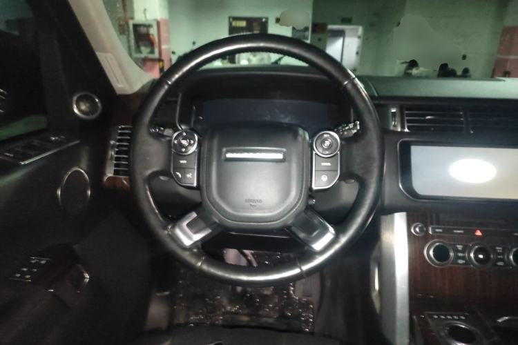 Used Land Rover Range 2017 3.0 SC V6 Vogue Steering Wheel