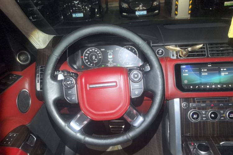 Used Land Rover Range 2017 3.0 SC V6 AB Prestige Extended Edition Steering Wheel