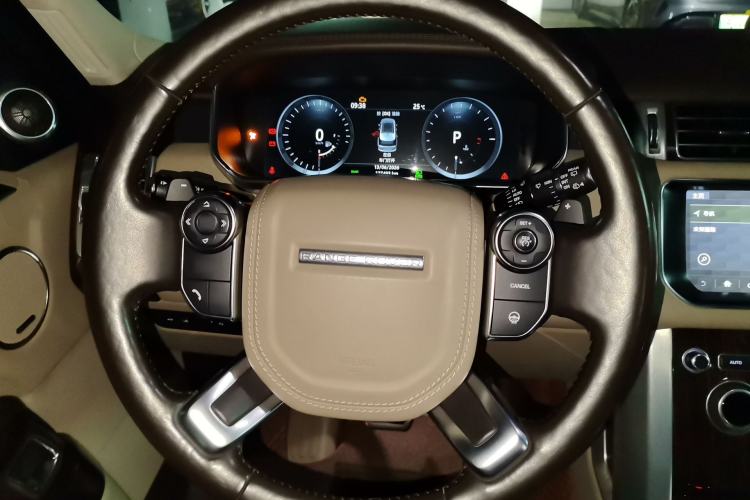 Used Land Rover Range 2017 3.0 SC V6 Vogue Steering Wheel