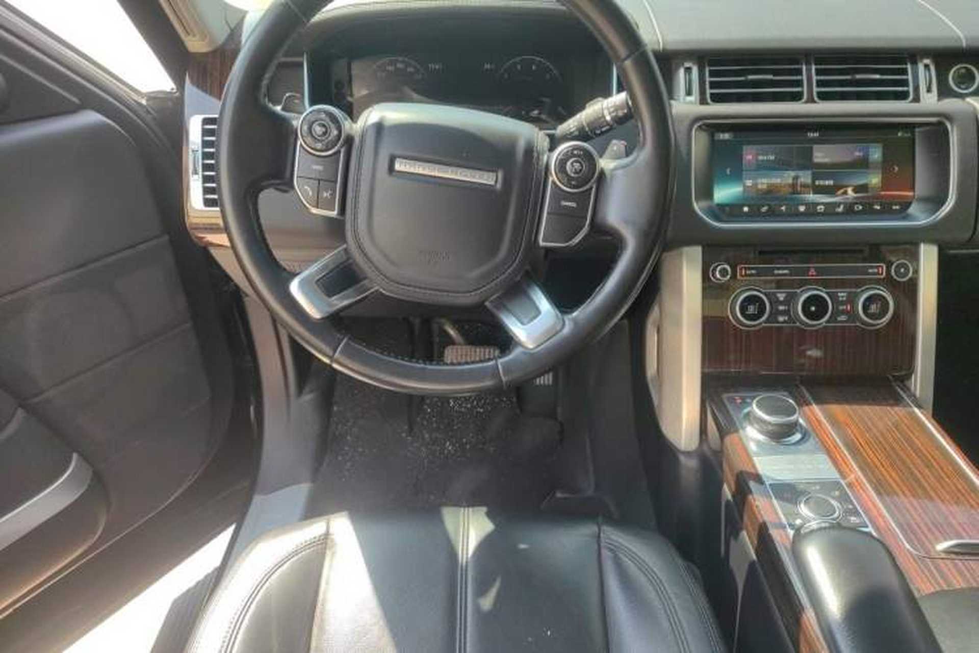Used Land Rover Range 2017 3.0 SC V6 Vogue Steering Wheel