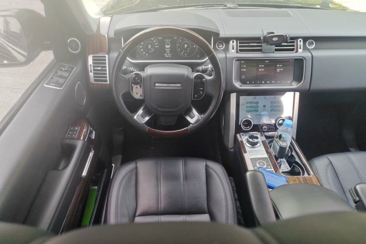 Used Land Rover Range 2017 3.0 SC V6 Vogue SE Long-Wheelbase Edition Steering Wheel