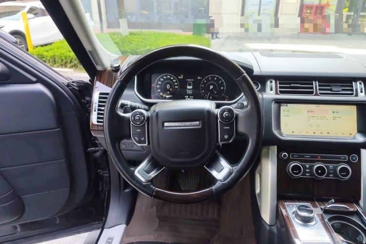 Used Land Rover Range 2017 3.0 SC V6 Vogue Extended Version Steering Wheel