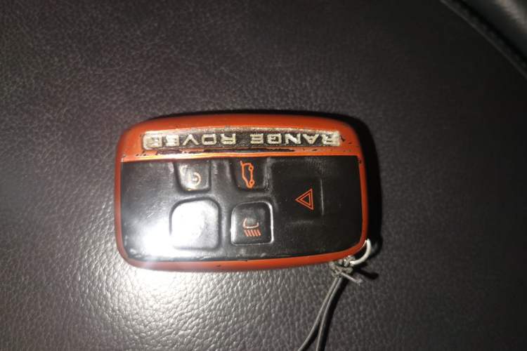 Used Land Rover Range 2017 3.0 SC V6 Vogue Vehicle Key