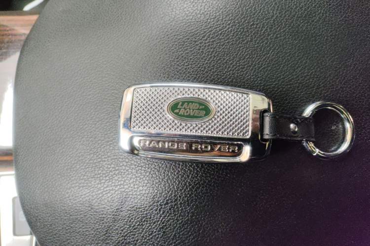 Used Land Rover Range 2017 3.0 SC V6 Vogue Vehicle Key
