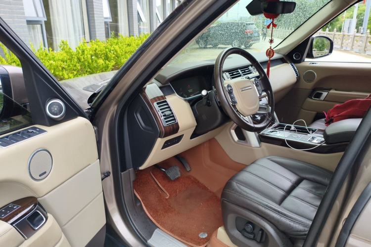 Used Land Rover Range 2017 3.0 SC V6 Vogue Driver Seat