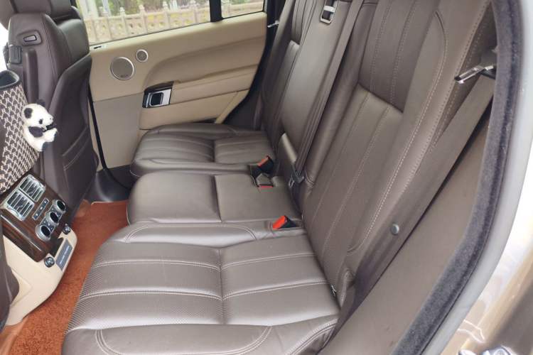 Used Land Rover Range 2017 3.0 SC V6 Vogue Left Rear Seat
