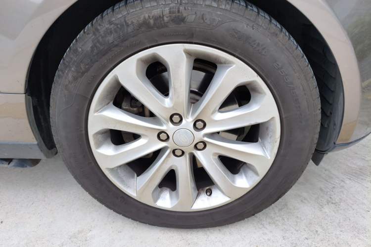 Used Land Rover Range 2017 3.0 SC V6 Vogue Right Front Wheel Hub