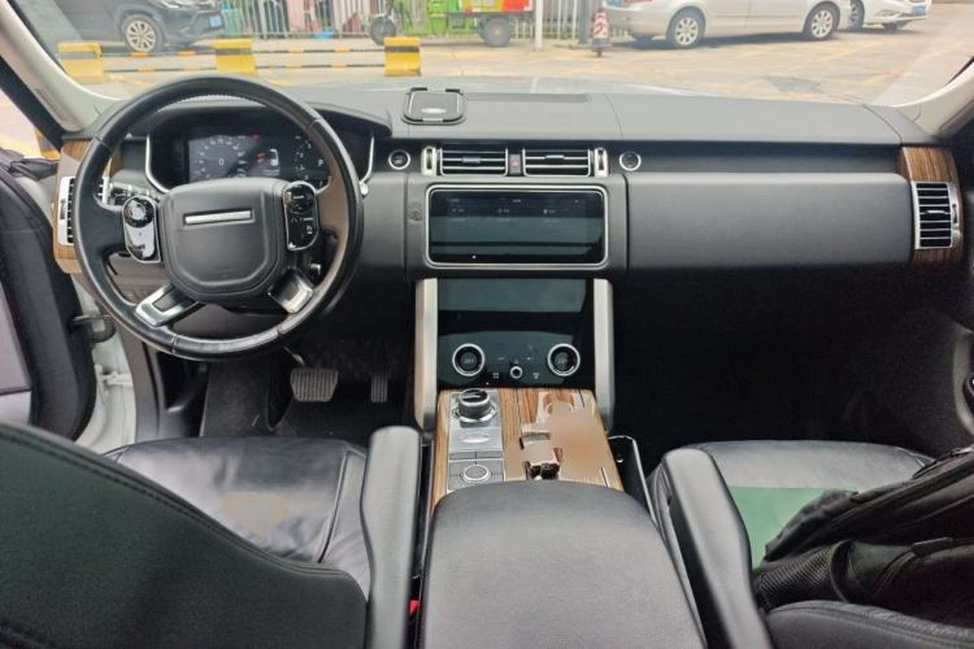 Used Land Rover Range  Center Console