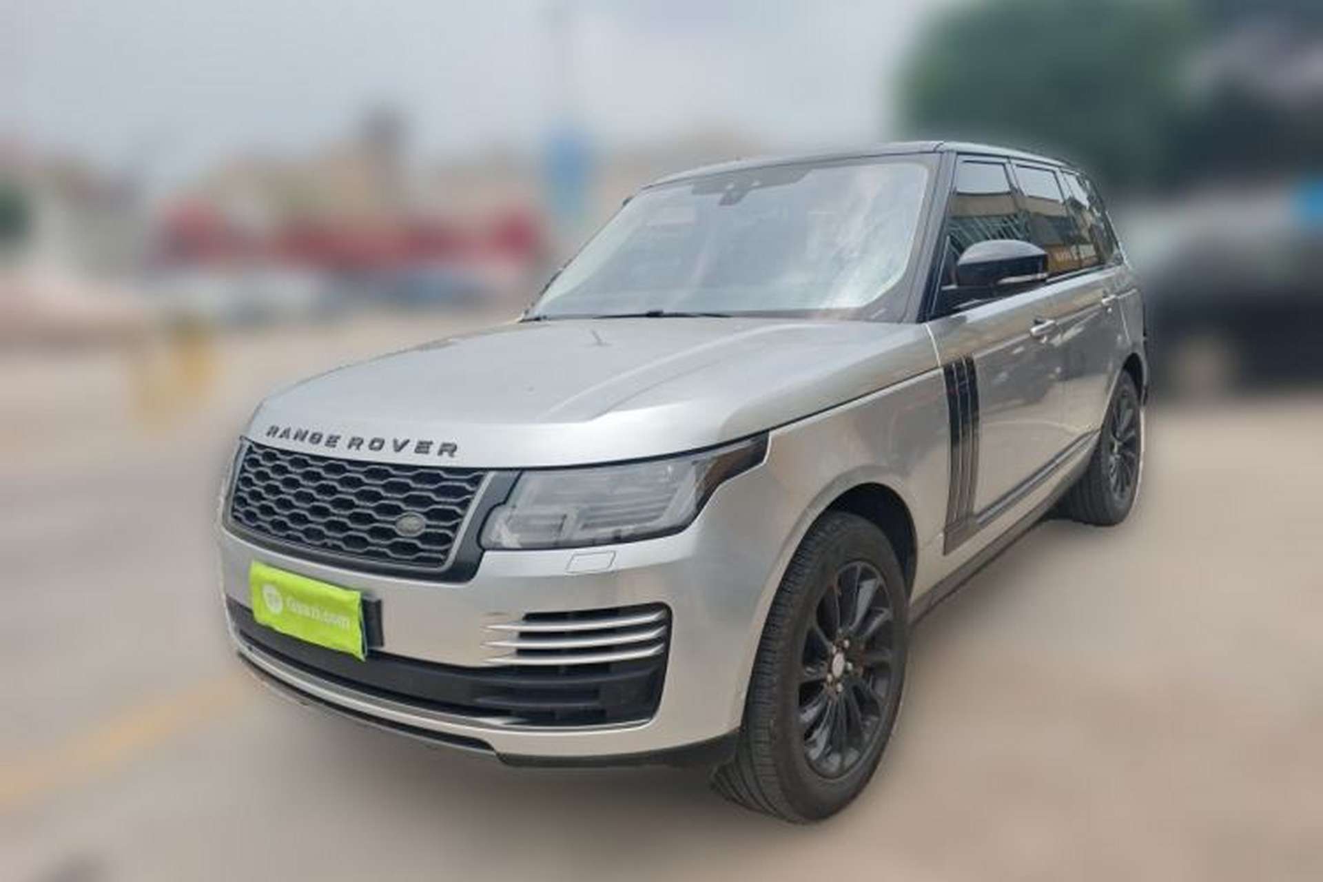 Used Land Rover Range  Front Left 45 Deg