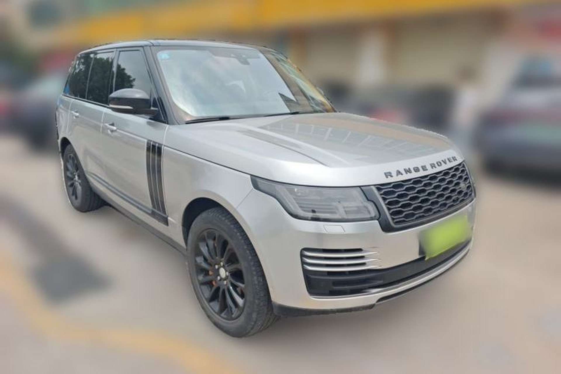 Used Land Rover Range  Front Right 45 Deg