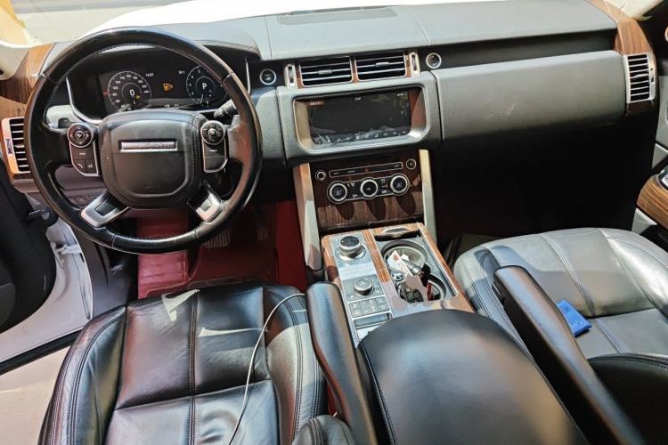 Used Land Rover Range  Center Console