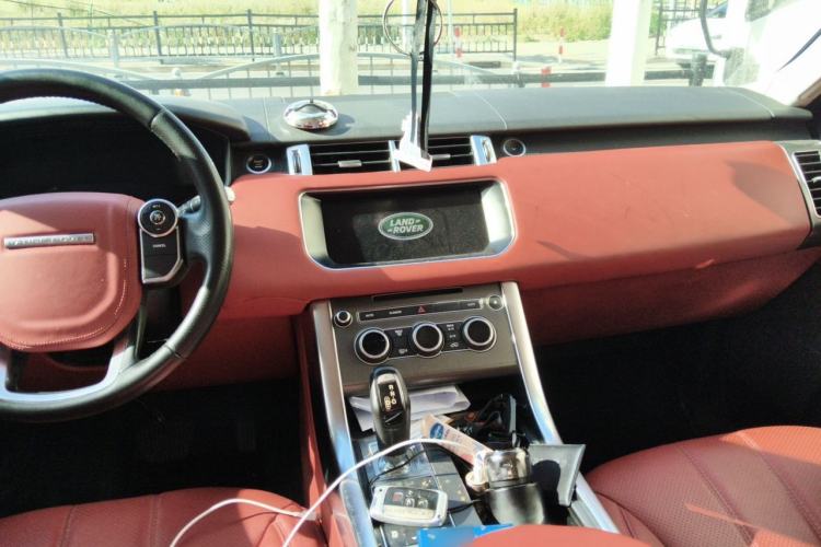 Used Land Rover Range  Center Console