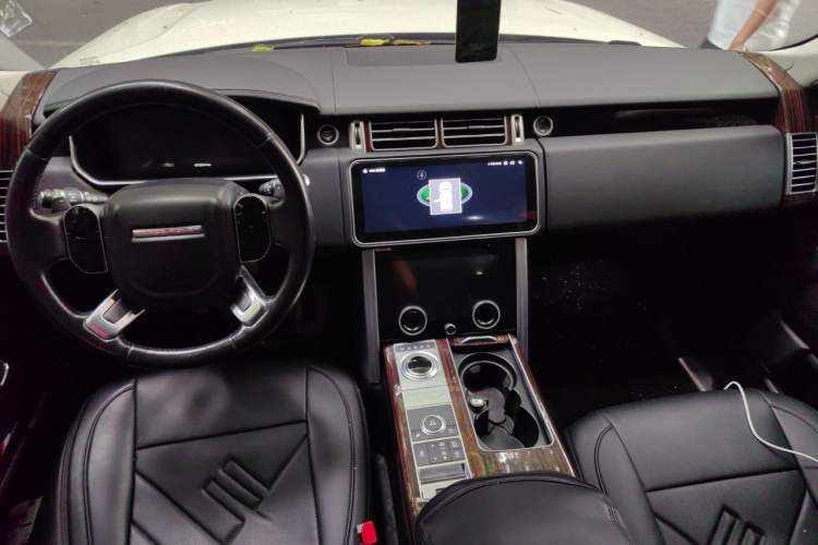 Used Land Rover Range  Center Console