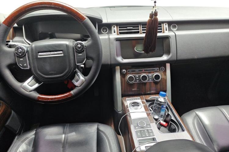 Used Land Rover Range  Center Console