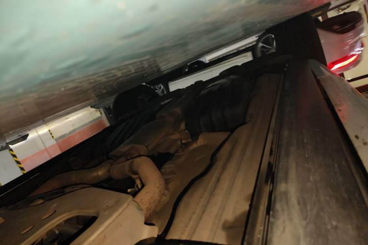 Used Land Rover Range  Chassis Front Right