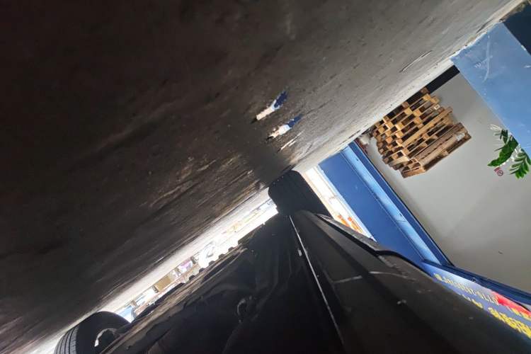 Used Land Rover Range  Chassis Rear Left
