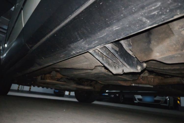 Used Land Rover Range  Chassis Rear Left