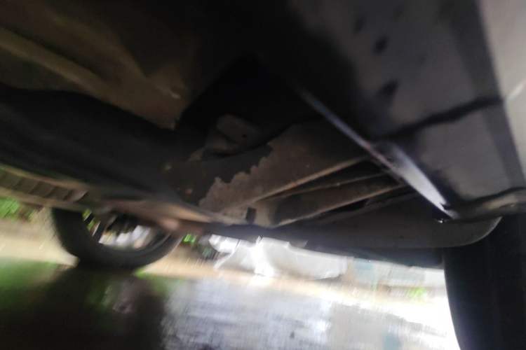 Used Land Rover Range  Chassis Rear Left