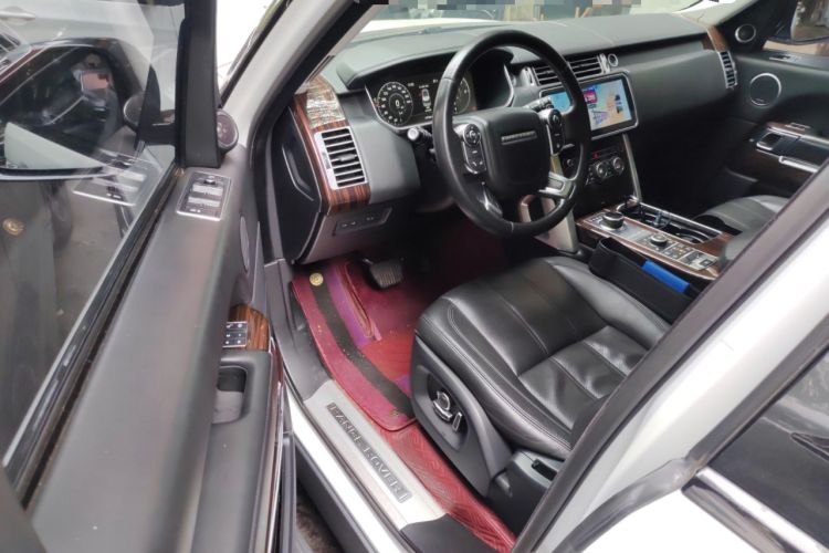 Used Land Rover Range 2017 3.0 SC V6 Vogue SE Long-Wheelbase Edition Driver Seat