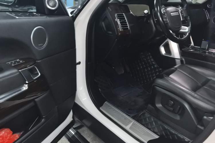 Used Land Rover Range  Driver Seat