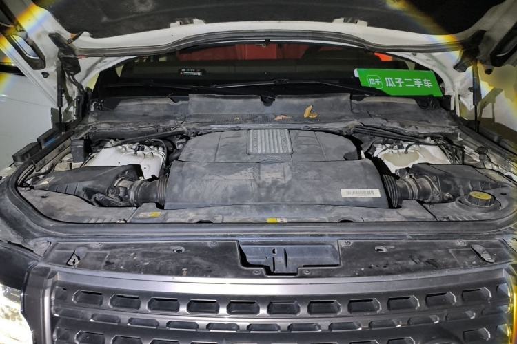 Used Land Rover Range  Engine Bay