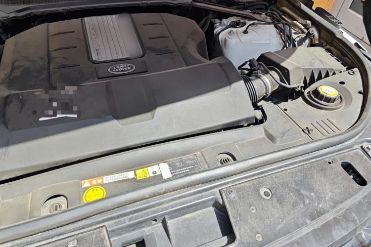 Used Land Rover Range  Engine Bay Left