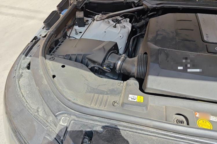 Used Land Rover Range  Engine Bay Right