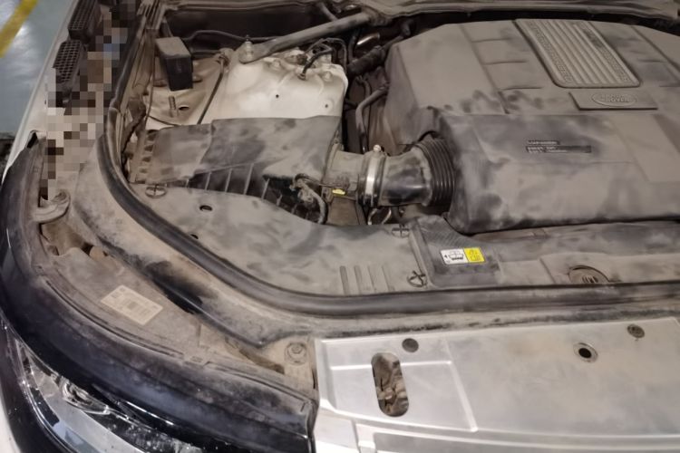 Used Land Rover Range  Engine Bay Right
