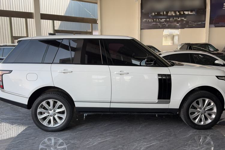 Used Land Rover Range 2017 3.0 SC V6 Vogue Exterior 2