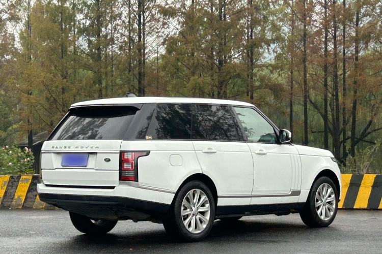 Used Land Rover Range 2017 3.0 SC V6 Vogue Exterior 5
