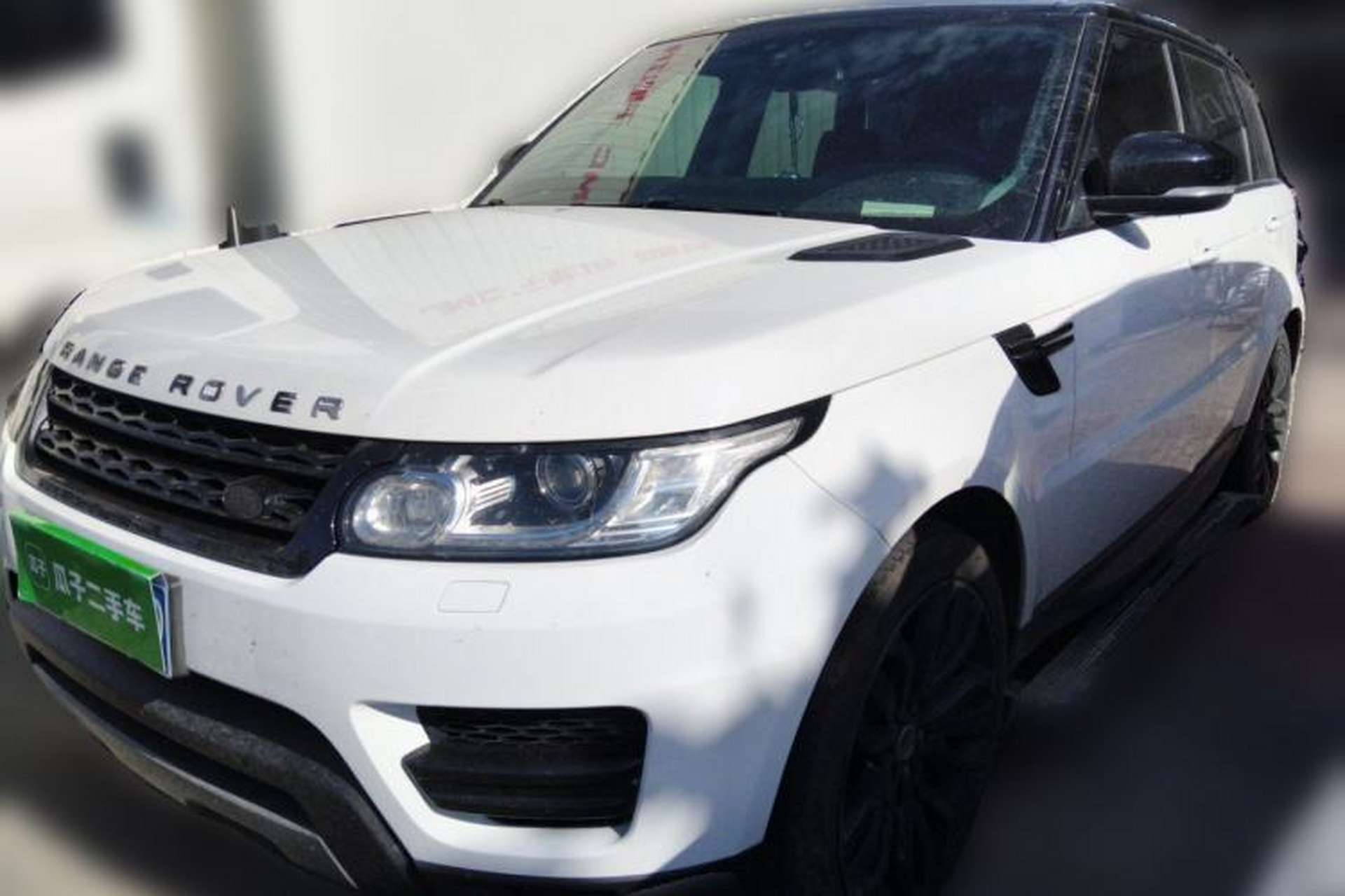 Used Land Rover Range  Front Left 45 Deg