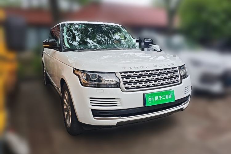 Used Land Rover Range 2017 3.0 SC V6 Vogue Extended Version Front Right 45 Deg