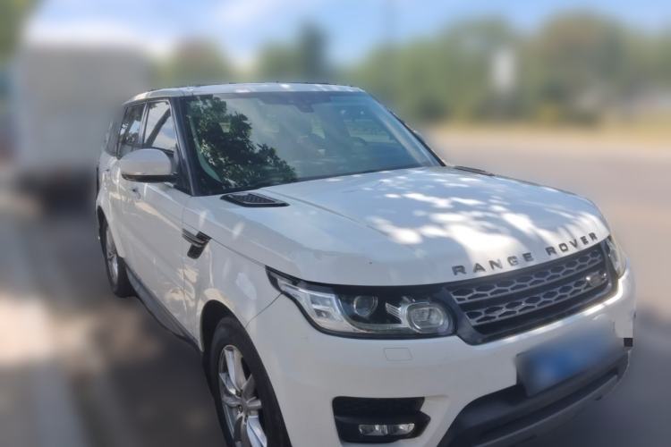 Used Land Rover Range  Front Right 45 Deg