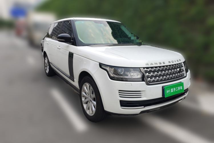 Used Land Rover Range 2017 3.0 SC V6 Vogue Extended Version Front Right 45 Deg