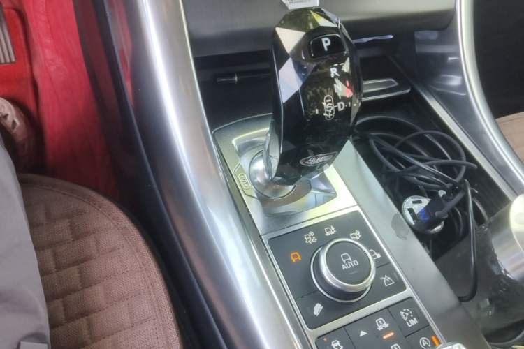 Used Land Rover Range  Gear Lever