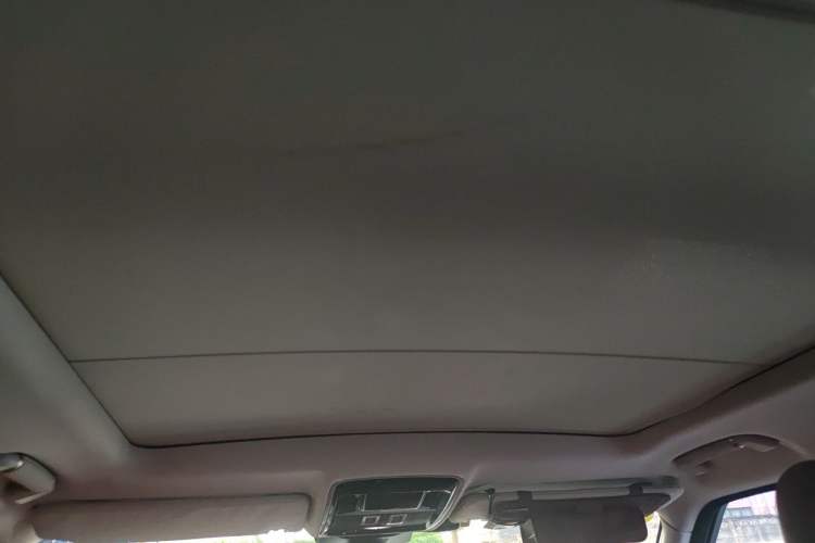 Used Land Rover Range  Headliner