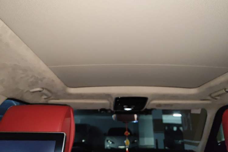 Used Land Rover Range  Headliner