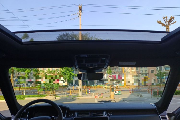 Used Land Rover Range  Headliner