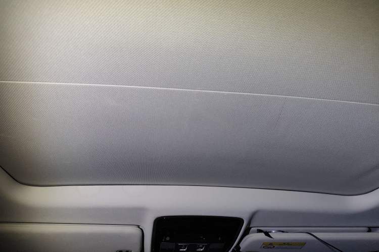 Used Land Rover Range  Headliner