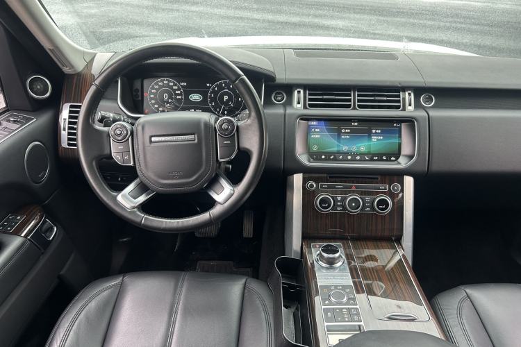Used Land Rover Range 2017 3.0 SC V6 Vogue Interior 5