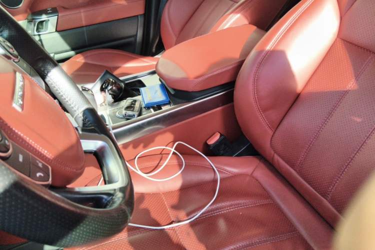 Used Land Rover Range  Left Front Seat
