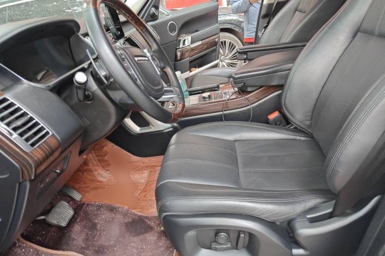 Used Land Rover Range 2017 3.0 SC V6 Vogue Left Front Seat